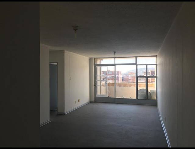 2 BEDROOM APARTMENT FOR SALE IN SUNNYSIDE